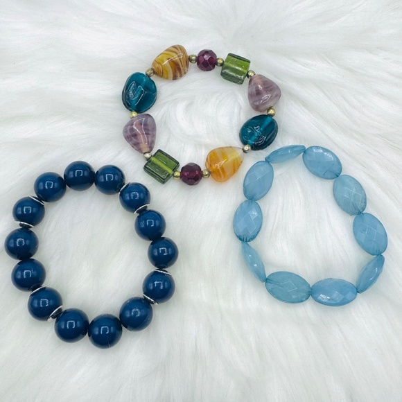 Multicolor Beaded Bracelet Lot of 3 - Picture 3 of 4